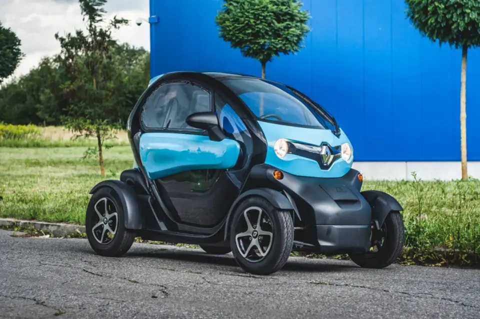 Renault Twizy - ile kosztuje i czy warto kupić ten miejski elektryk?