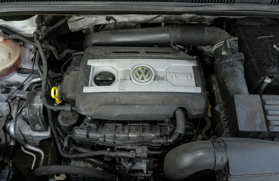2.0 TSI VW - Warto kupić? Poznaj wady, zalety i serwis!