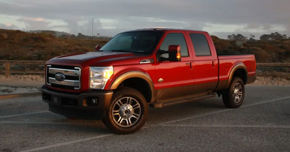 Ford F-350 Super Duty - Czy to auto dla Ciebie? Poradnik