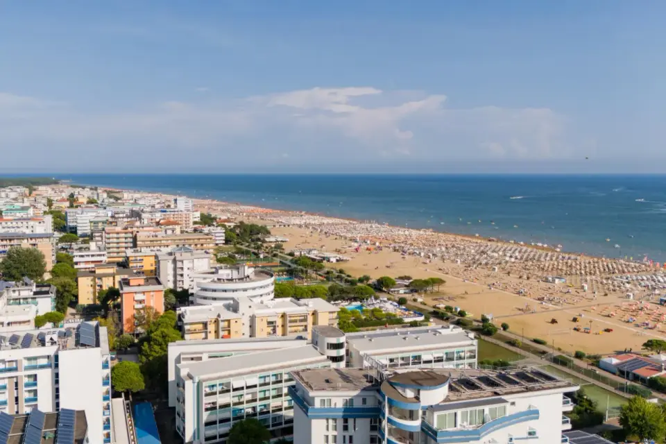 Plaża w Bibione - Czy to najlepszy wybór na Twój urlop?