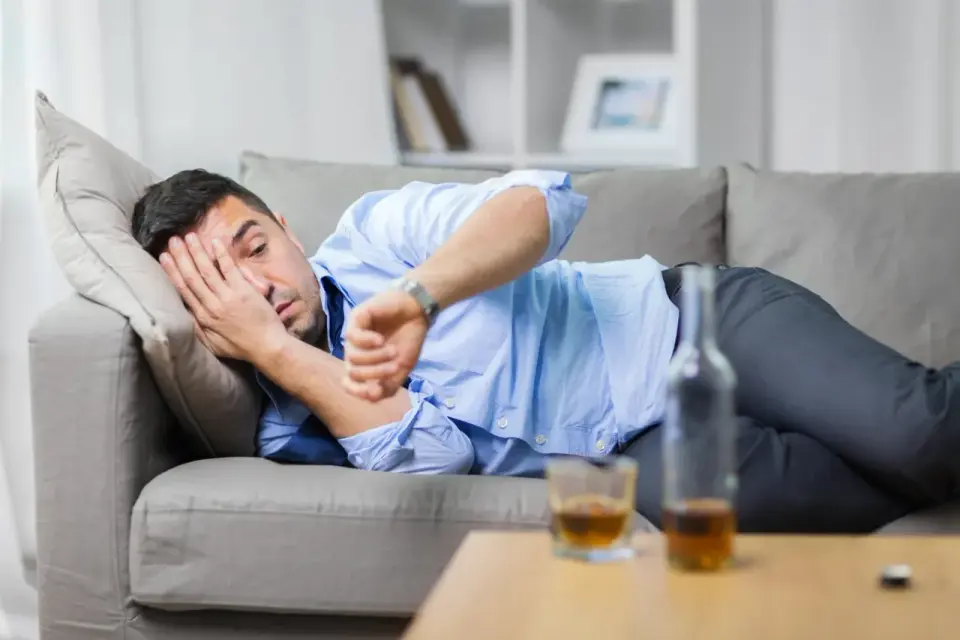 Szybkie wytrzeźwienie - Czy to możliwe? Prawda o alkoholu