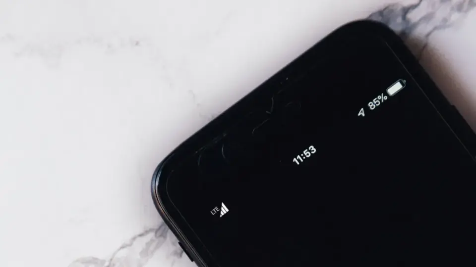 Ikona E (EDGE) w telefonie - Co oznacza i jak przyspieszyć?
