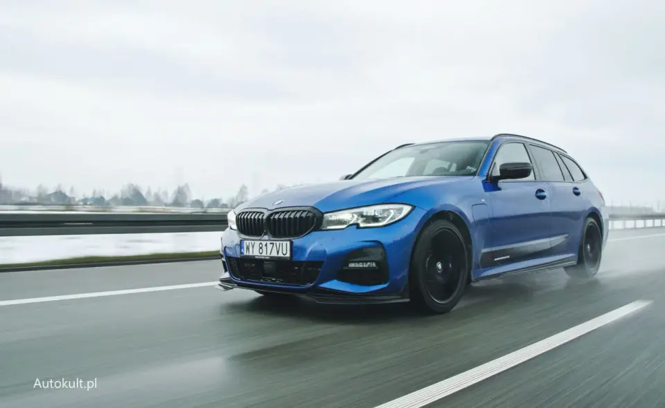 BMW 330e plug-in hybrid - Czy to naprawdę ma sens?