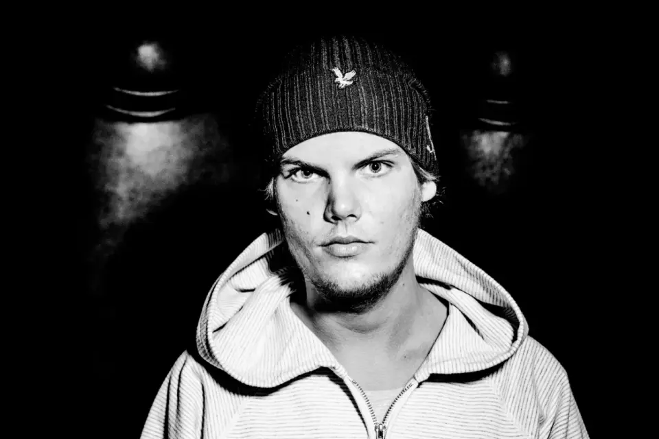 Avicii - Jak słuchać jego muzyki, by zrozumieć fenomen?
