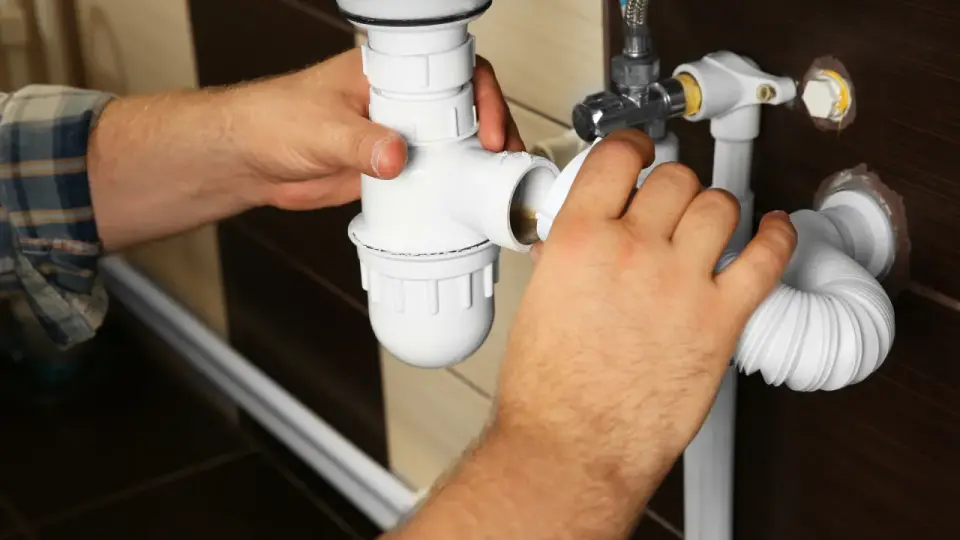 Naprawa rury PCV - Szybko i skutecznie. Poradnik DIY