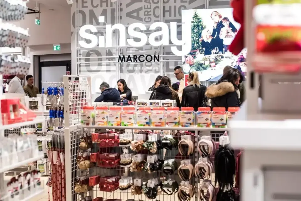 BLIK w Sinsay - Jak płacić online i kiedy wybrać Płacę Później?