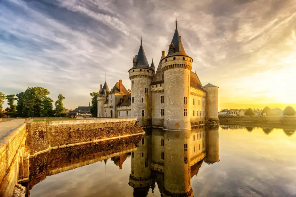 Zamek po francusku – château, fort, palais? Poznaj różnice!