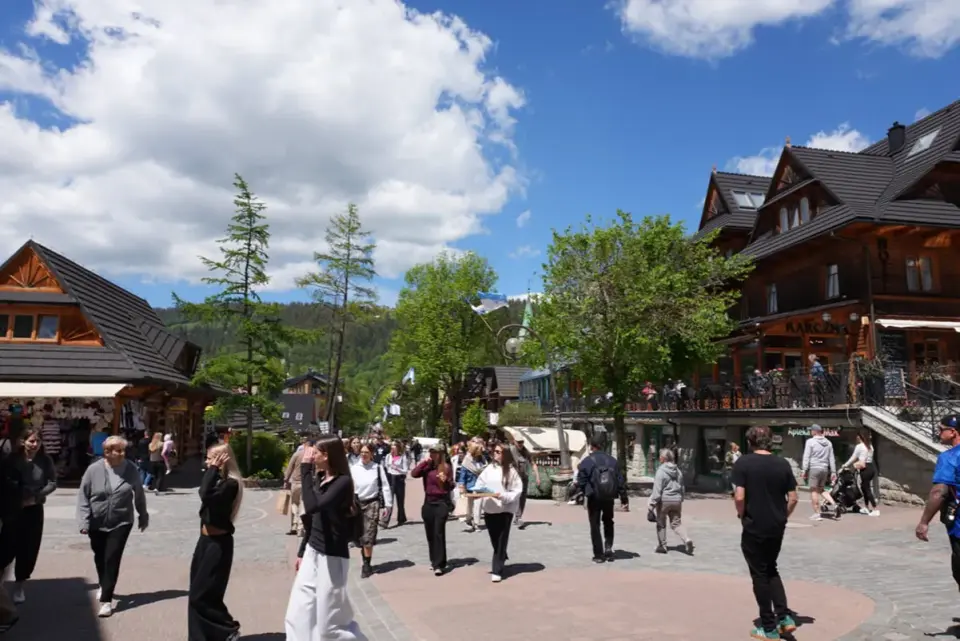 Krupówki Zakopane - Co zobaczyć i jak zaplanować spacer?