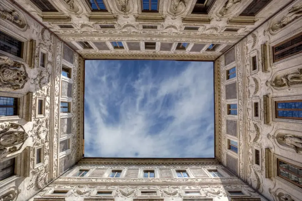 Prospettiva di Palazzo Spada - il trucco di Borromini da vedere