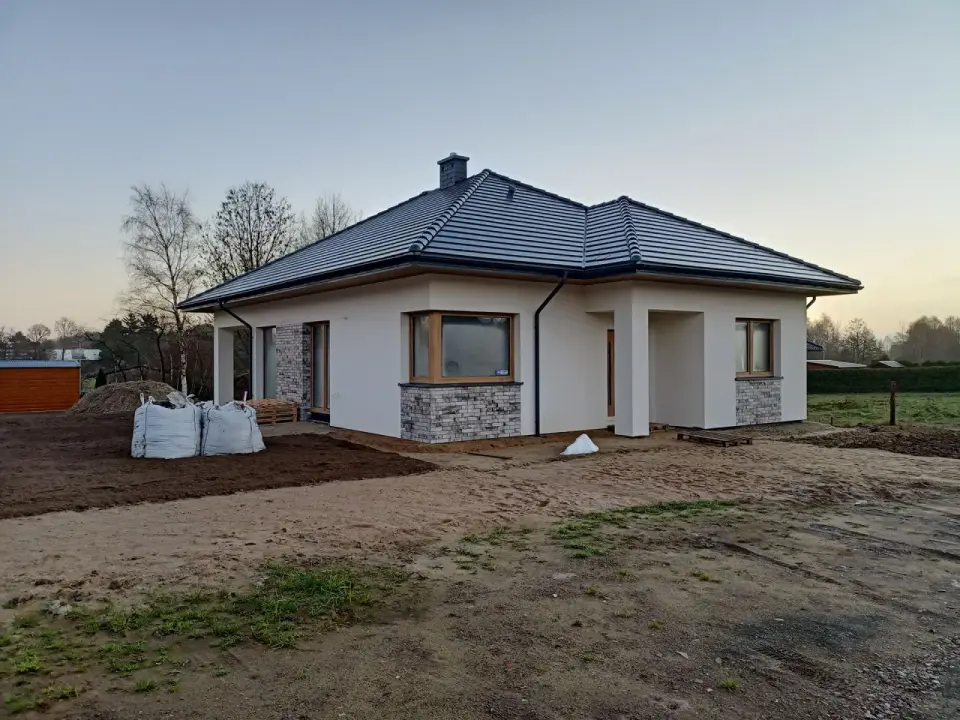 Dom w renklodach 15 - parterówka, która działa? Analiza projektu