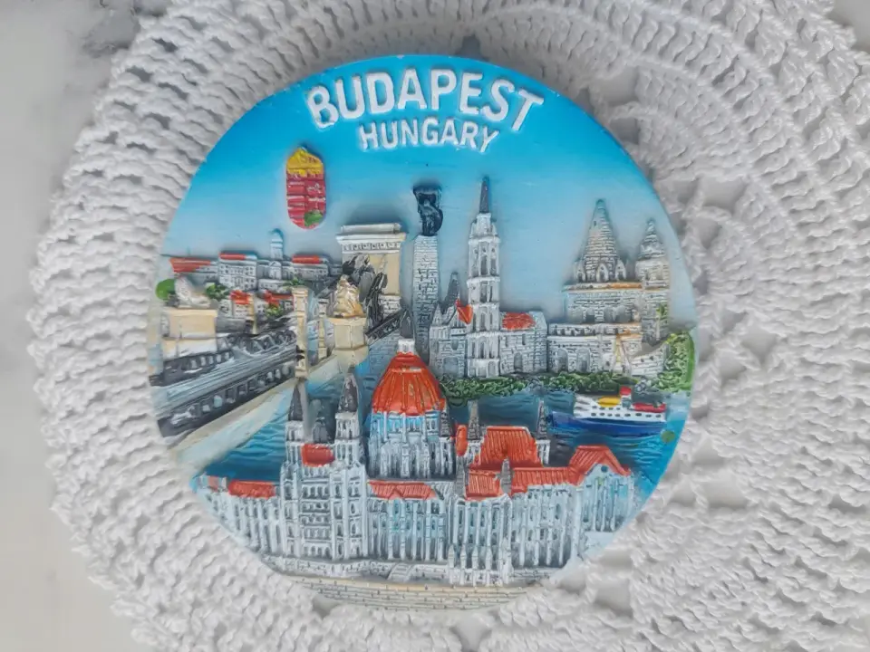Ile kosztuje magnes w Budapeszcie? Ceny i gdzie kupić tanio