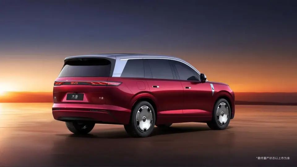 Flagowy elektryczny SUV - Czy ma sens w Polsce?