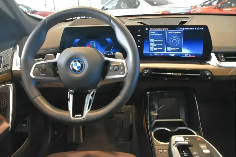 BMW X1 - ile naprawdę kosztuje i którą wersję wybrać?